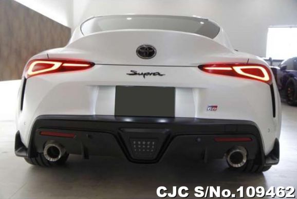 Toyota Supra in White for Sale Image 5