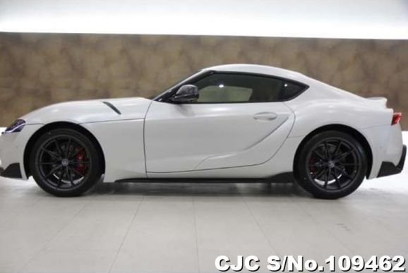 Toyota Supra in White for Sale Image 7