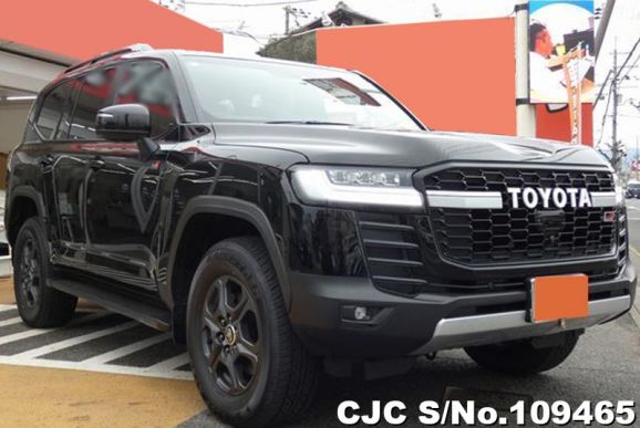 Toyota Land Cruiser in Black for Sale Image 0