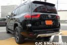 Toyota Land Cruiser in Black for Sale Image 2