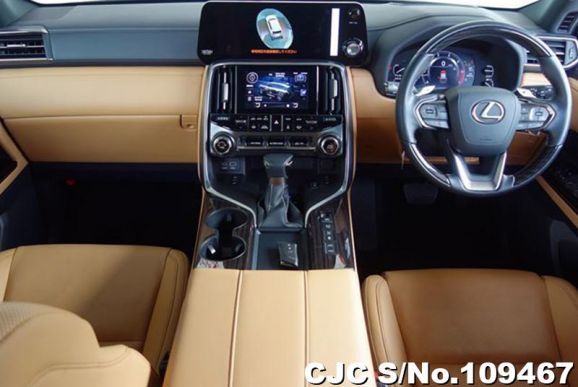 Lexus LX 600 in Pearl for Sale Image 9