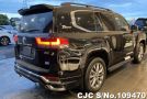 Toyota Land Cruiser in Black for Sale Image 2