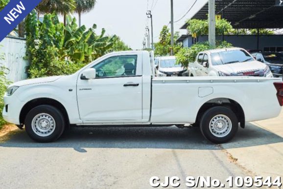 Isuzu D-Max in White for Sale Image 5