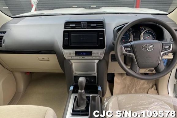 Toyota Land Cruiser Prado in Pearl for Sale Image 2