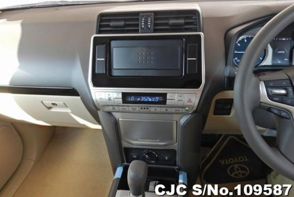 Toyota Land Cruiser Prado in Pearl for Sale Image 12