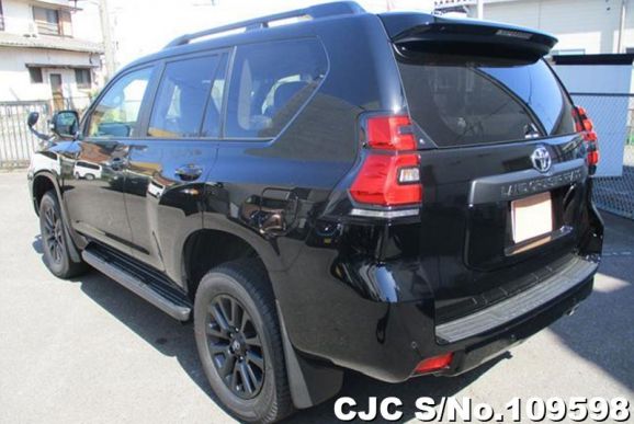 Toyota Land Cruiser Prado in Black for Sale Image 1