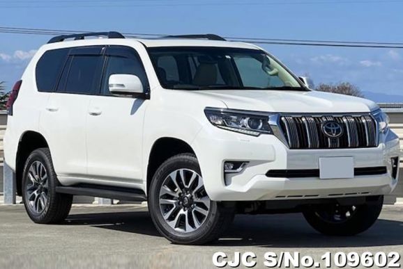 Toyota Land Cruiser Prado in White for Sale Image 0