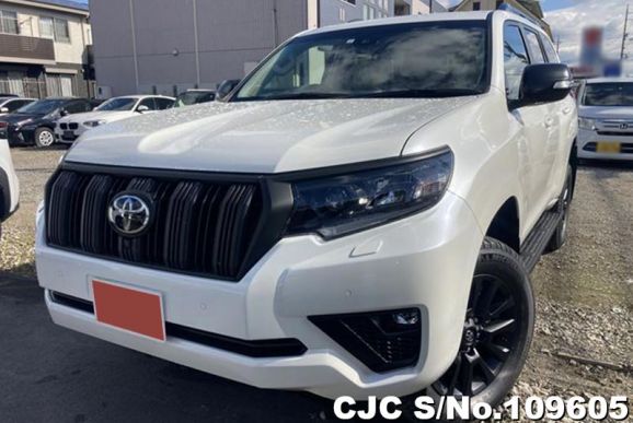 Toyota Land Cruiser Prado in Pearl for Sale Image 3